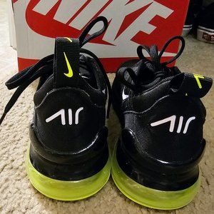 Boys Nike Air Max 270